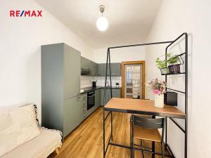 Pronájem bytu 1+1, Praha - Košíře, Mahenova, 48 m2