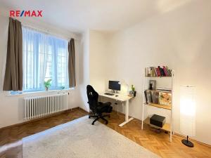 Pronájem bytu 1+1, Praha - Košíře, Mahenova, 48 m2