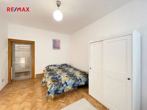 Pronájem bytu 1+1, Praha - Košíře, Mahenova, 48 m2