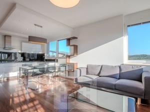 Pronájem bytu 3+kk, Praha - Velká Chuchle, Mrkosova, 70 m2