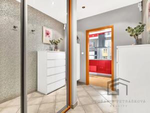 Pronájem bytu 2+kk, Praha - Záběhlice, Mattioliho, 61 m2