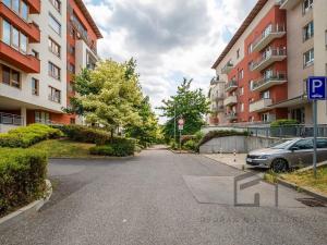 Pronájem bytu 2+kk, Praha - Záběhlice, Mattioliho, 61 m2