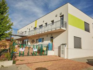 Prodej bytu 2+kk, Praha - Dolní Chabry, 63 m2