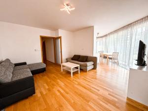 Pronájem bytu 3+kk, Praha - Žižkov, Ke kapslovně, 103 m2