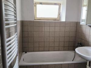 Prodej rodinného domu, Veltruby, Lesní, 70 m2