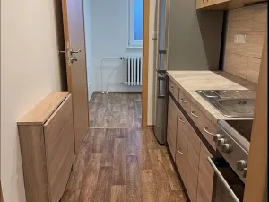 Pronájem bytu 2+1, Zlín, Dlouhá, 38 m2