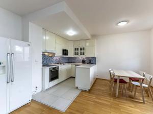 Prodej bytu 4+kk, Praha - Dejvice, Paťanka, 91 m2