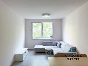 Pronájem bytu 2+kk, Praha - Karlín, Křižíkova, 53 m2