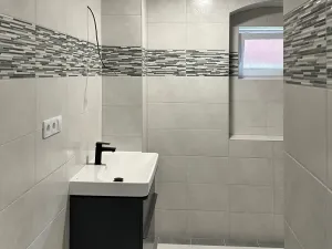 Prodej bytu 3+1, Karlovy Vary, U Trati, 88 m2