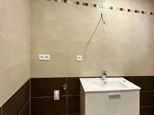 Prodej bytu 3+kk, Karlovy Vary, U Trati, 76 m2