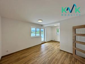 Prodej bytu 3+kk, Karlovy Vary, U Trati, 76 m2
