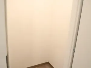 Pronájem bytu 1+kk, Praha - Michle, Hadovitá, 40 m2