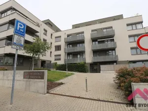 Pronájem bytu 1+kk, Praha - Michle, Hadovitá, 40 m2