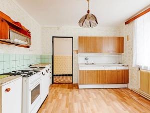Prodej chalupy, Studená, 168 m2