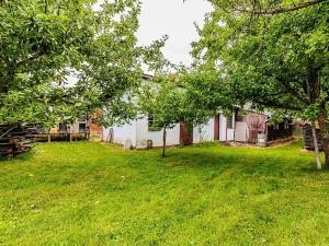 Prodej chalupy, Studená, 168 m2