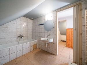 Prodej rodinného domu, Lužná, Komenského, 145 m2