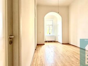 Pronájem bytu 4+1, Kroměříž, 1. máje, 116 m2