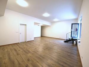 Prodej kanceláře, Praha - Modřany, Zlochova, 57 m2