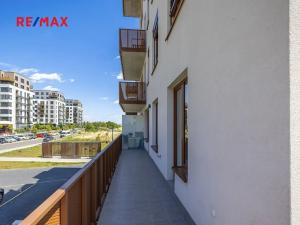 Prodej bytu 3+kk, Praha - Dolní Měcholupy, Kardausova, 74 m2