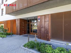 Prodej bytu 3+kk, Praha - Dolní Měcholupy, Kardausova, 74 m2