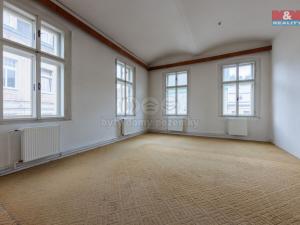 Prodej činžovního domu, Nejdek, náměstí Karla IV., 766 m2