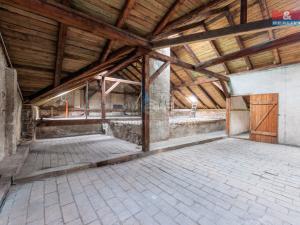 Prodej činžovního domu, Nejdek, náměstí Karla IV., 766 m2