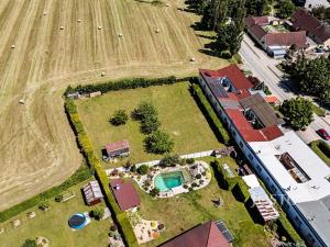 Prodej pozemku pro bydlení, České Budějovice, Zavadilka, 1925 m2