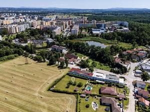 Prodej pozemku pro bydlení, České Budějovice, Zavadilka, 1925 m2