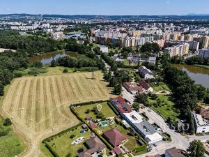 Prodej pozemku pro bydlení, České Budějovice, Zavadilka, 1925 m2