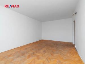 Prodej bytu 1+1, Plzeň, Smrková, 42 m2
