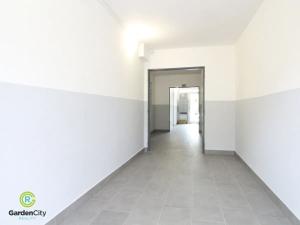 Prodej bytu 3+1, Praha - Horní Měcholupy, Livornská, 78 m2