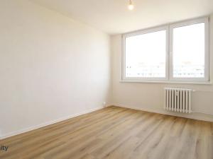 Prodej bytu 3+1, Praha - Horní Měcholupy, Livornská, 78 m2