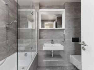 Pronájem bytu 2+kk, Praha - Veleslavín, Pod dvorem, 52 m2