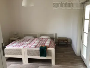 Pronájem bytu 3+1, Praha - Dejvice, Na Kuthence, 90 m2