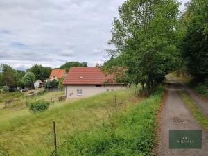 Prodej rodinného domu, Daleké Dušníky, 240 m2