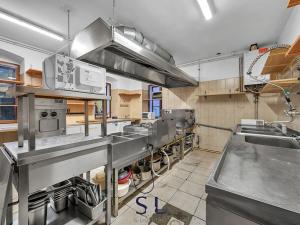 Pronájem restaurace, Nový Bor, nám. Míru, 100 m2