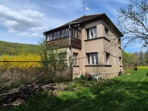 Prodej vily, Nučice, V Hlubokém, 300 m2