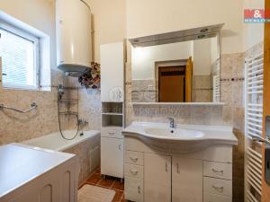 Prodej bytu 2+1, Mariánské Lázně, Třebízského, 82 m2