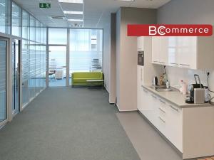Pronájem kanceláře, Brno, 412 m2