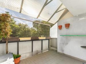 Pronájem bytu 2+kk, Praha - Kobylisy, Kyselova, 60 m2