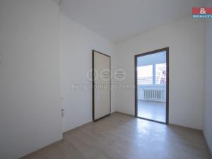 Prodej bytu 2+kk, Děčín - Děčín V-Rozbělesy, Závodní, 42 m2
