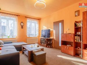 Prodej činžovního domu, Mimoň, nám. 1. máje, 120 m2