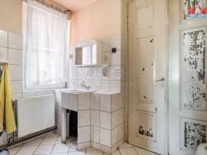 Prodej činžovního domu, Mimoň, nám. 1. máje, 120 m2