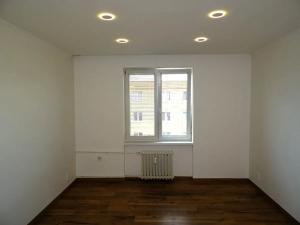 Pronájem bytu 1+1, Praha - Žižkov, Na vrcholu, 35 m2