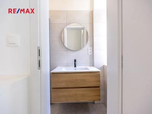 Prodej bytu 1+1, Praha - Vinohrady, Korunní, 39 m2