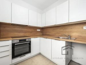 Pronájem bytu 2+1, Praha - Hloubětín, Mochovská, 52 m2