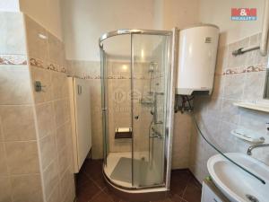 Prodej bytu 1+kk, Králův Dvůr - Počaply, Plzeňská, 24 m2