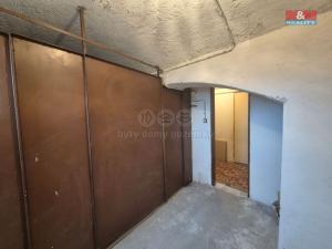 Prodej bytu 1+kk, Králův Dvůr - Počaply, Plzeňská, 24 m2