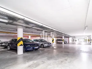 Pronájem kanceláře, Praha - Michle, Vyskočilova, 509 m2