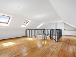 Prodej atypického bytu, Teplice, Krupská, 180 m2